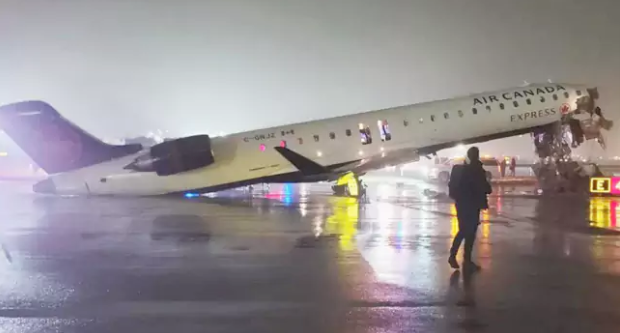 న్యూయార్క్‌లో తప్పిన పెను ప్రమాదం